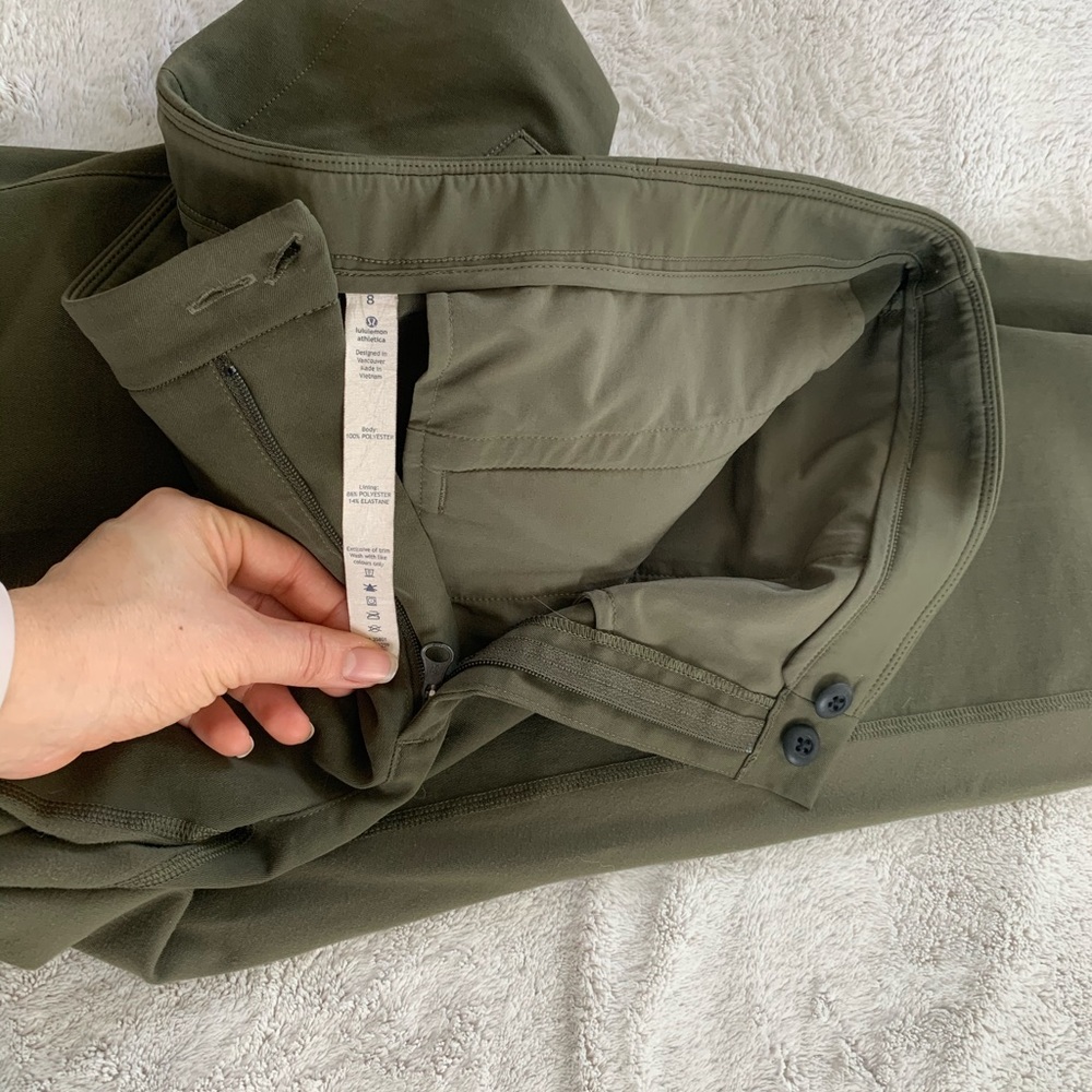 Lululemon pants size 8 in the color fatigue green